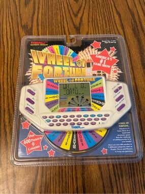 VINTAGE Tiger Electronics Wheel of Fortune Handheld Game NEW SEALED